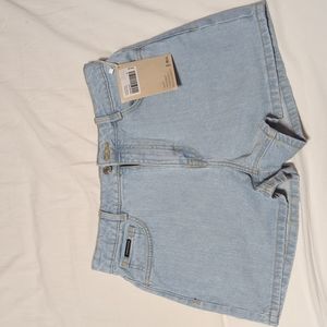 Light denim shorts